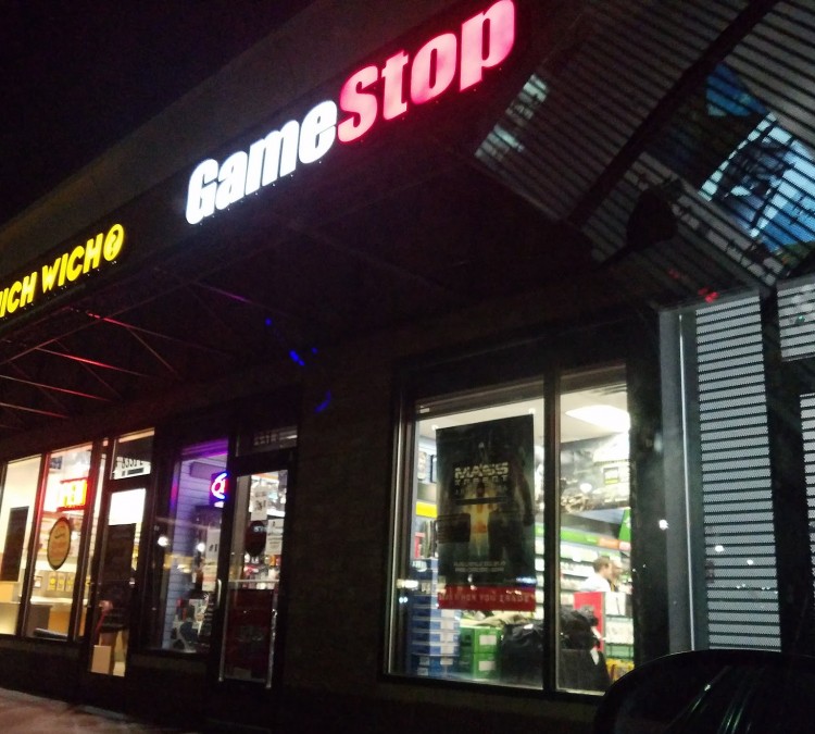 GameStop (Lone&nbspTree,&nbspCO)